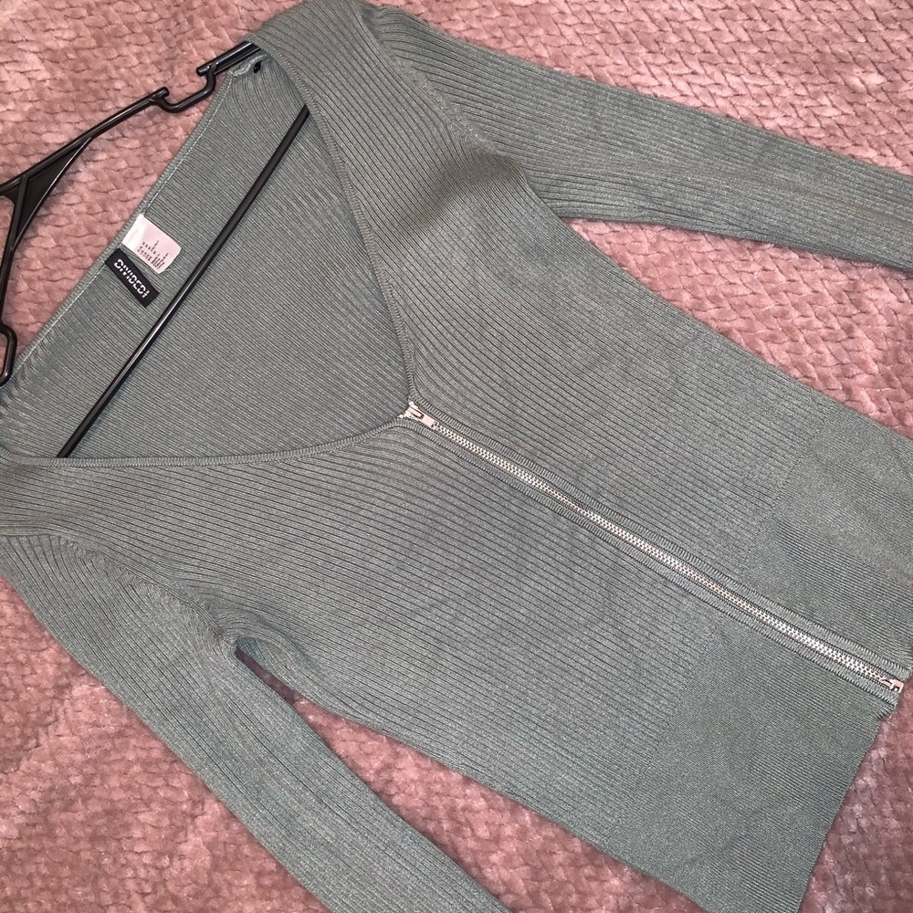 H&M Olive Sweater